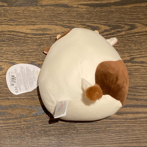 7.5” Ronnie the cow Squishmallow 🐄🐮 - Picture 2 of 2